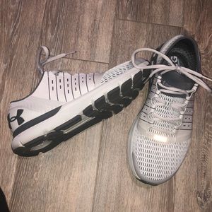 Men’s under armour shoes